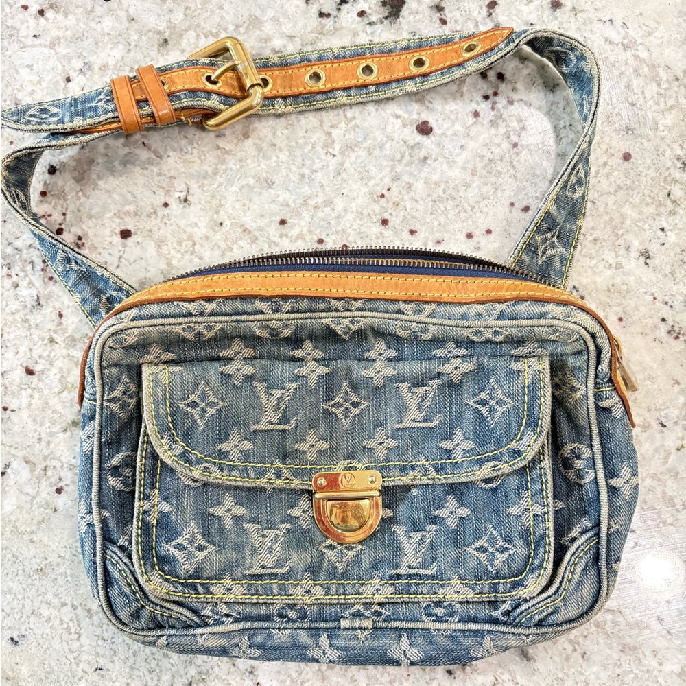 Louis Vuitton Denim Monogram Crossbody Belt Bag - Picture 3 of 11